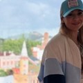 Voditeljka "slagalice" pokazala fotke sa odmora: Evo sa kim je bila u dalekim krajevima: "Lepo je bilo..." (foto)