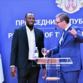 FOTO „Kad diktator dovodi šampiona…“: Studenti prozvali Vučića i Bolta, najbolje opisali igrokaz koji smo videli u Palati…