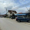 U ovim ulicama u Čačku su nesreće skoro svakodnevne: Vozila uleću u dvorišta, roditelji u strahu zbog dece