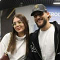 Anastasija i Nemanja Gudelj presrećni stigli u Beograd, osmehe sa lica ne skidaju FOTO