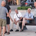 Dok dođe do isplate, ništa od povećanja penzija: Muke najstarijih sugrađana u Crnoj Gori