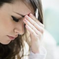 Tenziona glavobolja: Traje od 30 minuta do nekoliko dana, a evo šta je izaziva