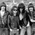 Albumi posvećeni „The Ramones“ će uključivati Thurston Moore-a, Napalm Death i Gwar