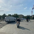 (VIDEO) Novinar Insajdera napadnut dok je izveštavao sa Trga Nikole Pašića