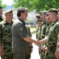 Gašić u poseti Zaječaru: Visok nivo obučenosti pripadnika odbrane