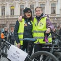 Vožnja za istinu: dve hrabre Zrenjaninke krenule biciklima put Beograda u znak podrške Dijani Hrki Biciklima za Dijanu Hrku