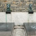Vandalizovani spomenici narodnih heroja na Kalemegdanu /foto/