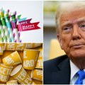 Uredbom na „smešan pritisak“ Tramp objavio „rat“ slamčicama: Američki predsednik ukida papir i vraća plastiku