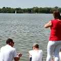(Video) Paklene vrućine jače od bilo kog upozorenja: Voda ovog jezera u Srbiji lošeg kvaliteta, širi se neprijatan miris, a…