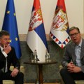 Vučić nakon sastanka Sa Lajčakom: "Razgovarali smo o situaciji na KiM i nepodnošljivim uslovima za život našeg naroda"…