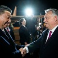 Si Đinping stigao u Budimpeštu: Ddočekao ga mađarski premijer Viktor Orban sa suprugom