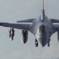 Snimljen: Pojavio se prvi F-16 na ukrajinskom nebu (video)