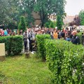 Bečej ustao u odbranu profesora kojem zbog obustave preti gubitak licence: "Svi smo Siniša"