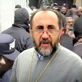 Uhapšen vladika Mikael, bukti sukob između premijera i crkve: Haos u Jermeniji, vernici se tukli sa policijom! Posle teških…