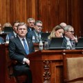 Sutra nastavak sednice o poverenju Vladi