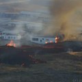 Nivo uzbune u Grindaviku na najvišem nivou: Otvorile se pukotine posle erupcije vulkana, kuće se zapalile