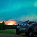 Požari besne u Kanadi, hiljade evakuisanih: Prvo je vetar oborio drvo na dalekovod, sad gori 4.000 hektara