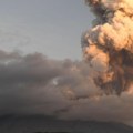 Proradio Vulkan na Kamčatki: Erupcija posle 2 godine mirovanja, pepeo leti kilometrima uvis