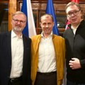 Vučić sa Fijalom i Čeferinom: Večera sa velikim prijateljima; Poslužio sam najbolje srpsko meso FOTO