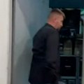 Izbio skandal, obezbeđenje ga izbacilo sa žurke Elite: Dobio zabranu prilaska?! Pojavio se snimak kako ga vode
