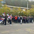 Срби са Косова кренули у Нови Сад да подрже Вучића: "Чули да председник прави окупљање" (ФОТО)