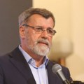 Veran Matić napadnut ispred Skupštine Srbije: „Izveštavanjem si mi upropastio život“