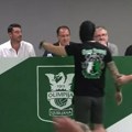 (VIDEO) Skandalozan ispad navijača na promociji Rijere