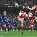 Arsenal pobedio Everton i izjednačio se sa Sitijem na vrhu tabele
