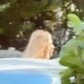 Snimili smo novu voditeljku Pink grupacije ispred zgrade na Dedinju: Željko joj dao angažman, vodi ovu emisiju