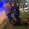 Izboden mladić u Smederevu! Jeziv video snimak - Ekipa Hitne pomoći ga iznosi iz kluba (video)