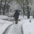 RHMZ izdao novo upozorenje: Srbija na udaru snažnog vetra, u ova tri dela zemlje tokom večeri stiže sneg!