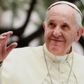 Religija i LGBT: Rimokatolički sveštenici mogu da blagoslove istopolne parove, kaže papa