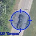 Руски дронови у акцији, уништена украјинска артиљерија (видео)