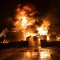 Eksplozija i ogromna vatrena pečurka na nebu; Ima povređenih VIDEO