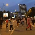 Blokaderi blokirali centar Novog Sada i igrali kolo