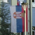 Vijore se srpske trobojke u Severnoj Mitrovici Srbija obeležava Dan srpskog jedinstva, slobode i nacionalne zastave