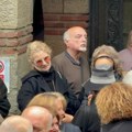 Sahranjen Zdravko Šotra: Brojni glumci se oprostili od reditelja - supruga Neda skrhana bolom, Sloboda i Vojin ne kriju tugu