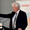 Ričard Gir: Stidim se zbog retorike republikanaca prema migrantima