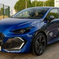 Renault Clio Hybrid prešao više od 1.100 kilometara s jednim rezervoarom goriva