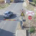 Vozači i dalje zaobilaze spuštene branike u Železniku: "Ugrožavaju ljudske živote" (video)