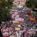 Prvi protesti u Argentini protiv politike štednje novog predsednika