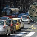 Nemojte držati nogu na kvačilu kada stojite na semaforu: Ubrzavate kvar ključnog dela vašeg automobila