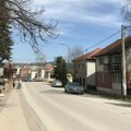 Šta pokretni kamion Apoteke Beograd radi u Kosjeriću?