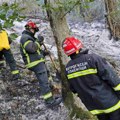 Gori rastinje pri vrhu planine Rtanj, vatrogasci iz tri mesta gase požar