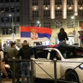 Beograđani slave zlato: Ulicama zavijaju sirene, puca vatromet, vijore se trobojke i odjekuju povici: Srbija je šampion Evrope!…