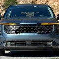 Minivan kakav niste videli: Kia Carnival 2026 izgleda moćnije od mnogih SUV-ova