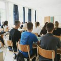 Velika konkurencija za najlakši smer u Medicinskoj školi, sa diplomom plate idu i do 200.000 dinara