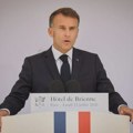 Vučić stigao u Pariz gde će prisustvovati svečanostima povodom nacionalnog praznika Francuske