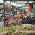 U jednom danu povučeno 60 kilograma hrane sa beogradskih pijaca: Veterinarska inspekcija upala bez najave