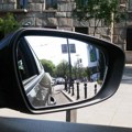 Svi pogrešno nameštamo retrovizore: Tehnika stara 3 decenije može da vam spasi život, vozači za nju nikada nisu čuli
